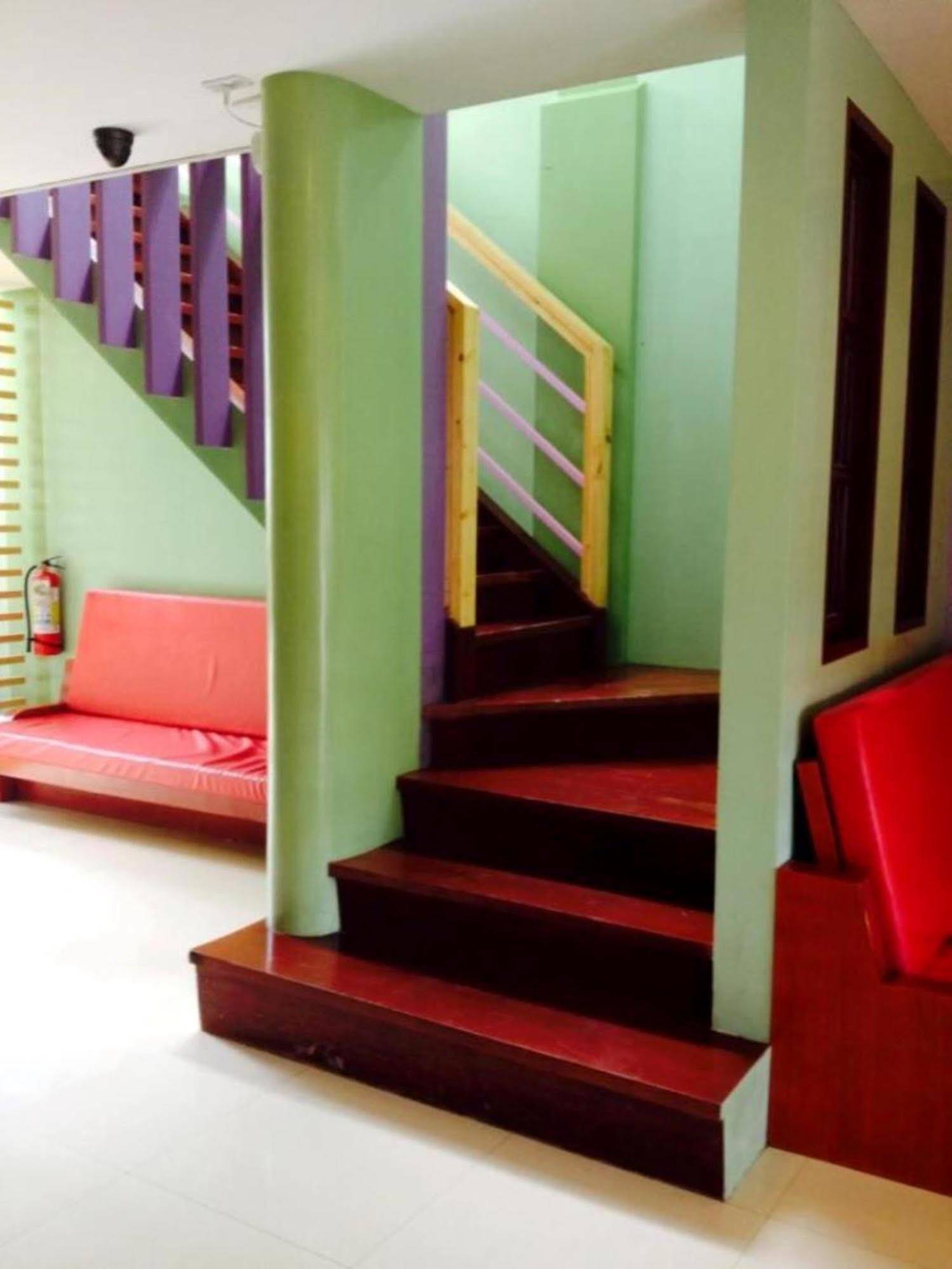 Shore Time Hotel Annex