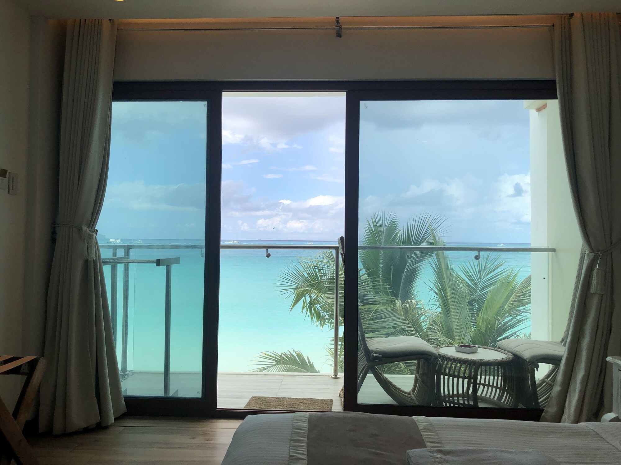 Shore Time Hotel Boracay
