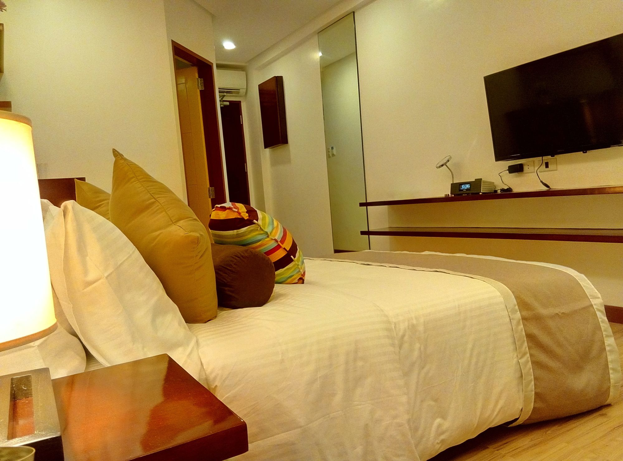 Shore Time Hotel Boracay