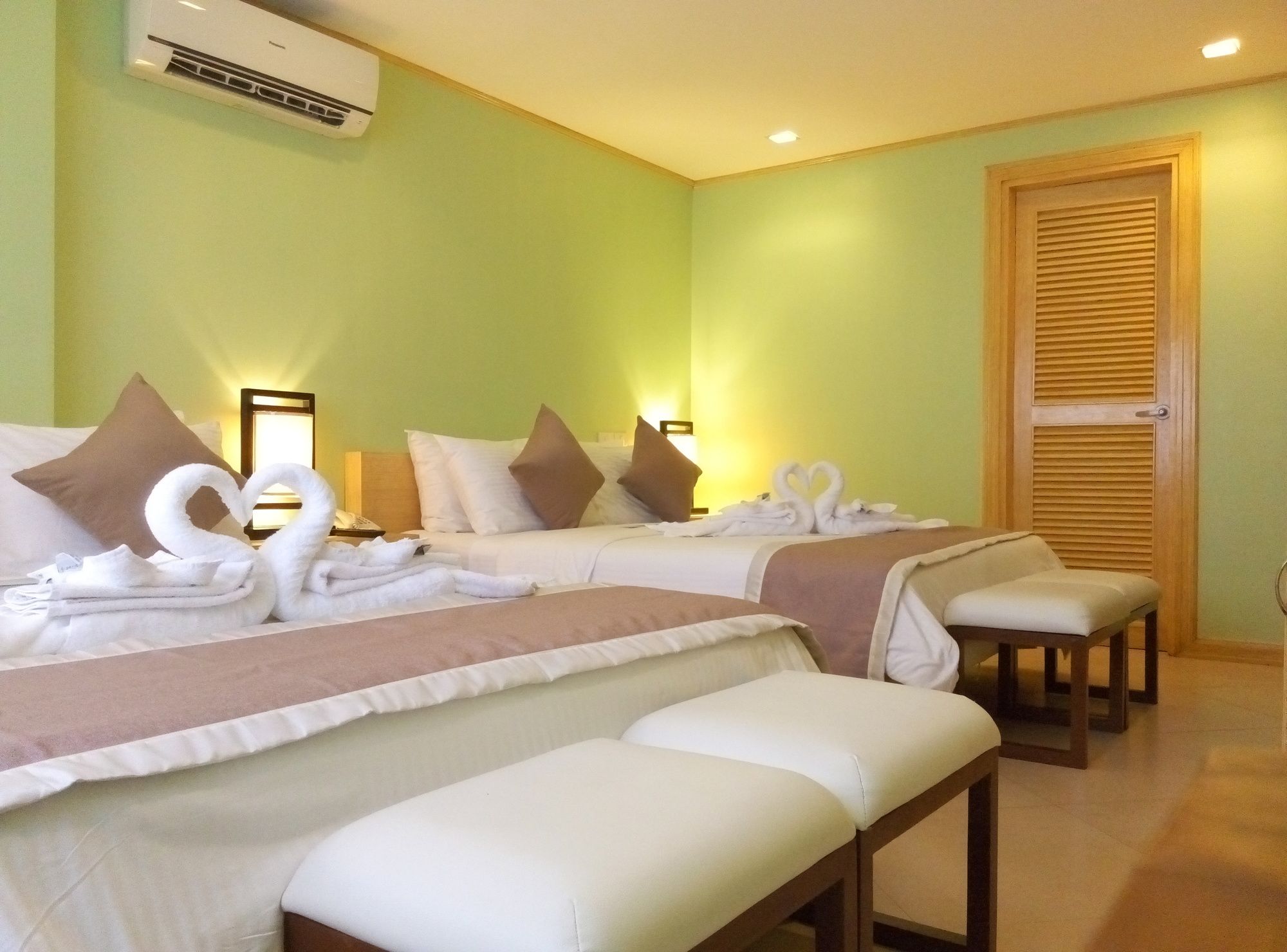 Shore Time Hotel Boracay