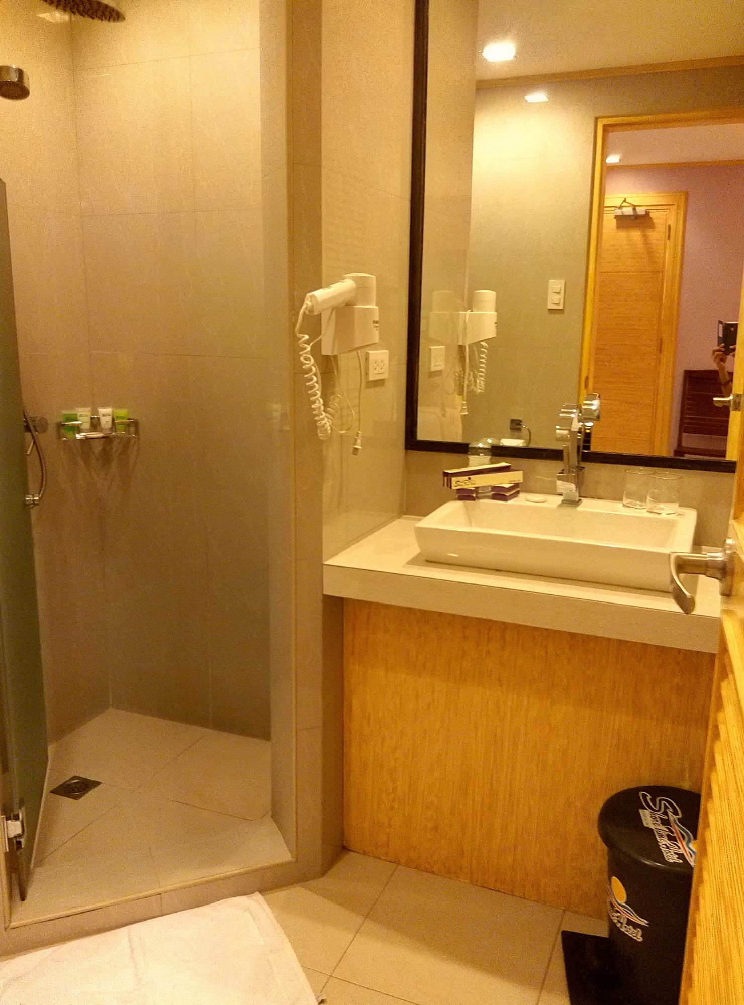 Shore Time Hotel Boracay