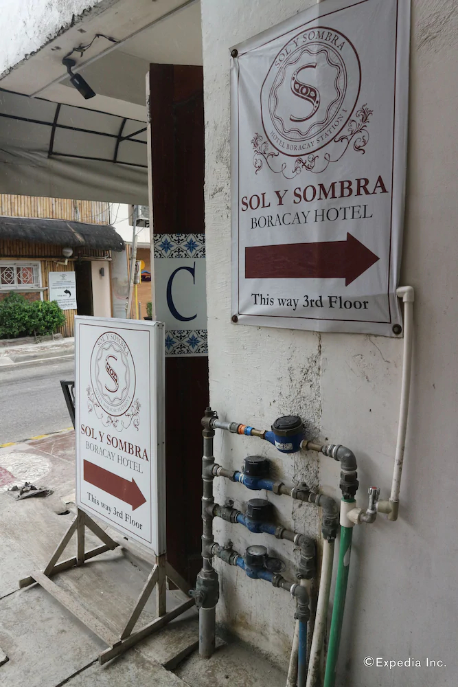 Sol y Sombra Boracay Hotel