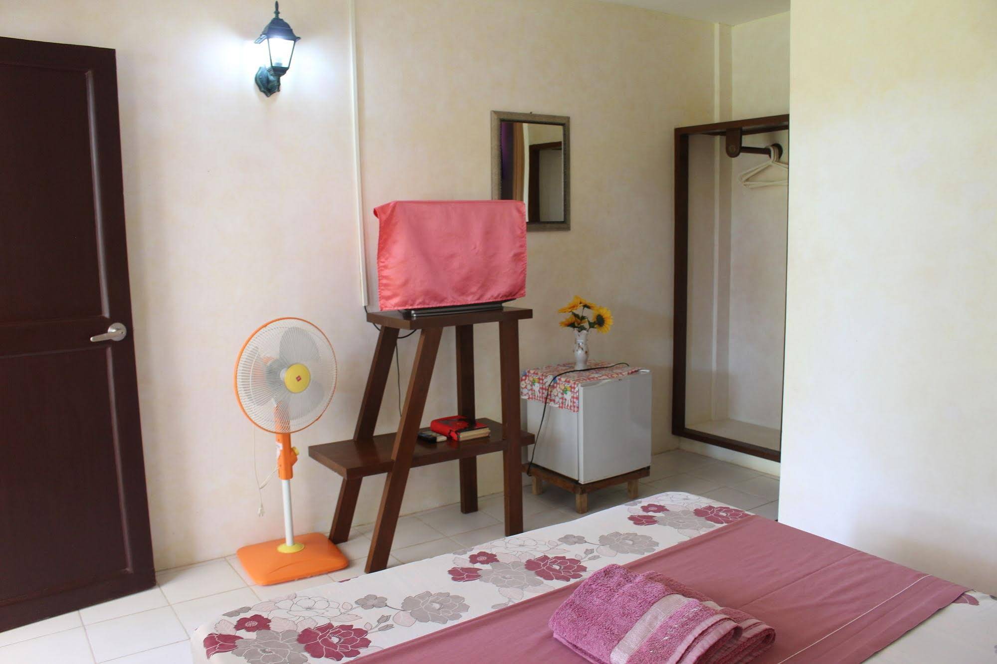 Sundown Resort and Austrian Pension House