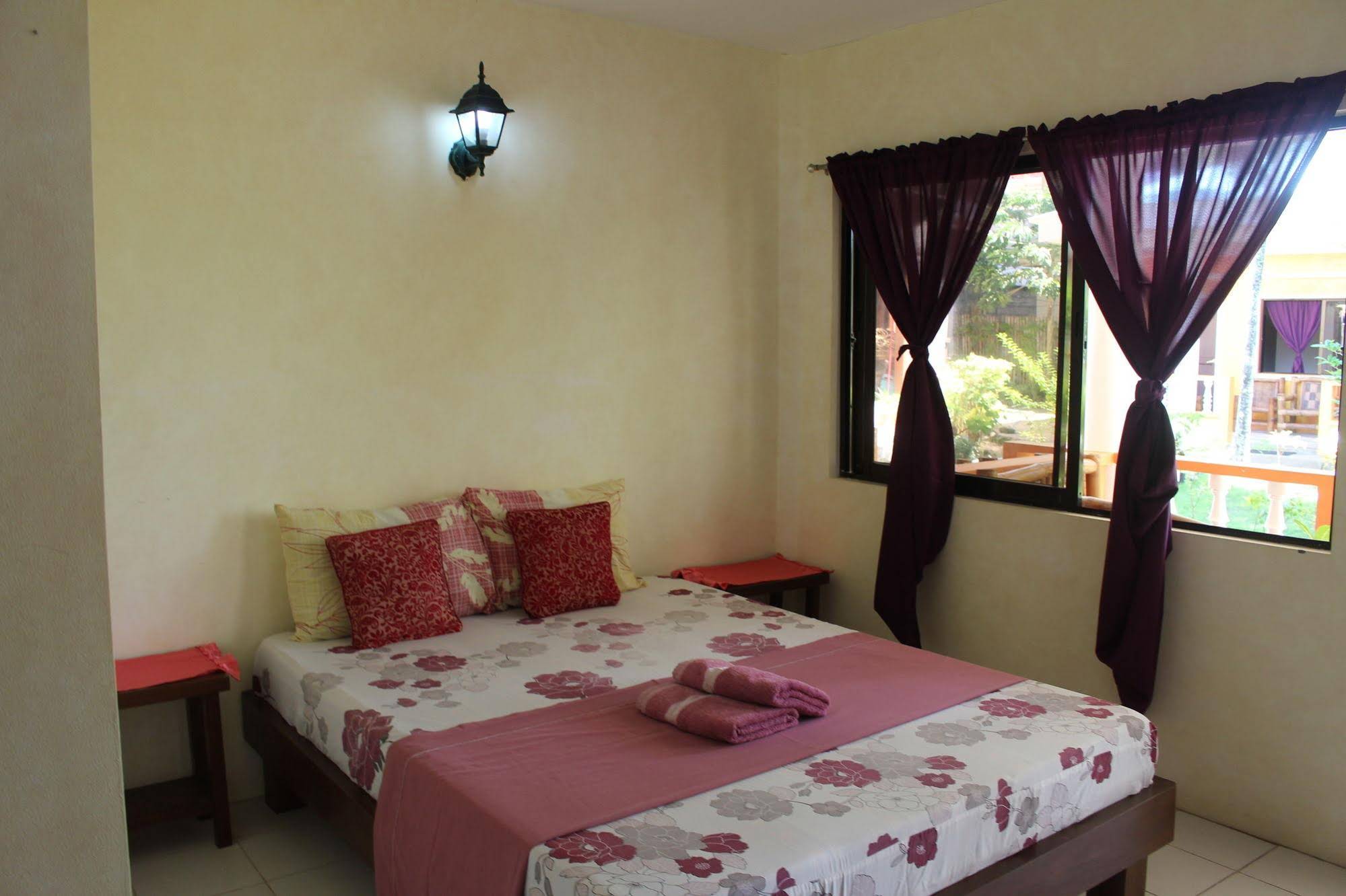 Sundown Resort and Austrian Pension House
