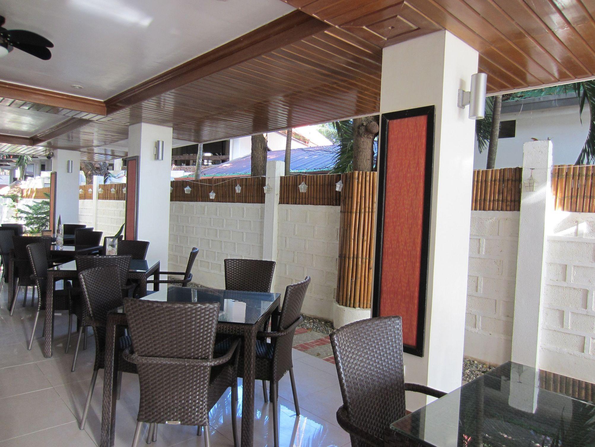 Sur Beach Resort Boracay