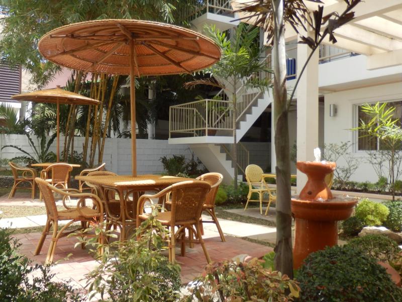 Sur Beach Resort Boracay