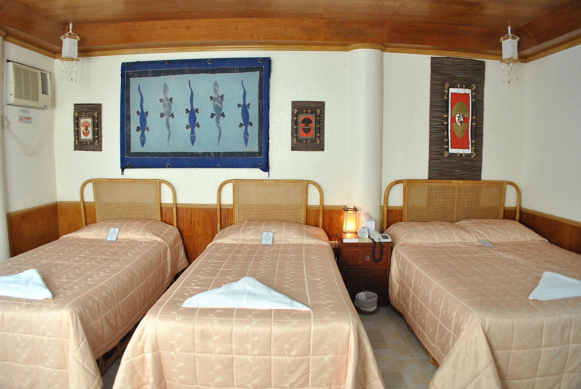 Surfside Boracay Resort & Spa