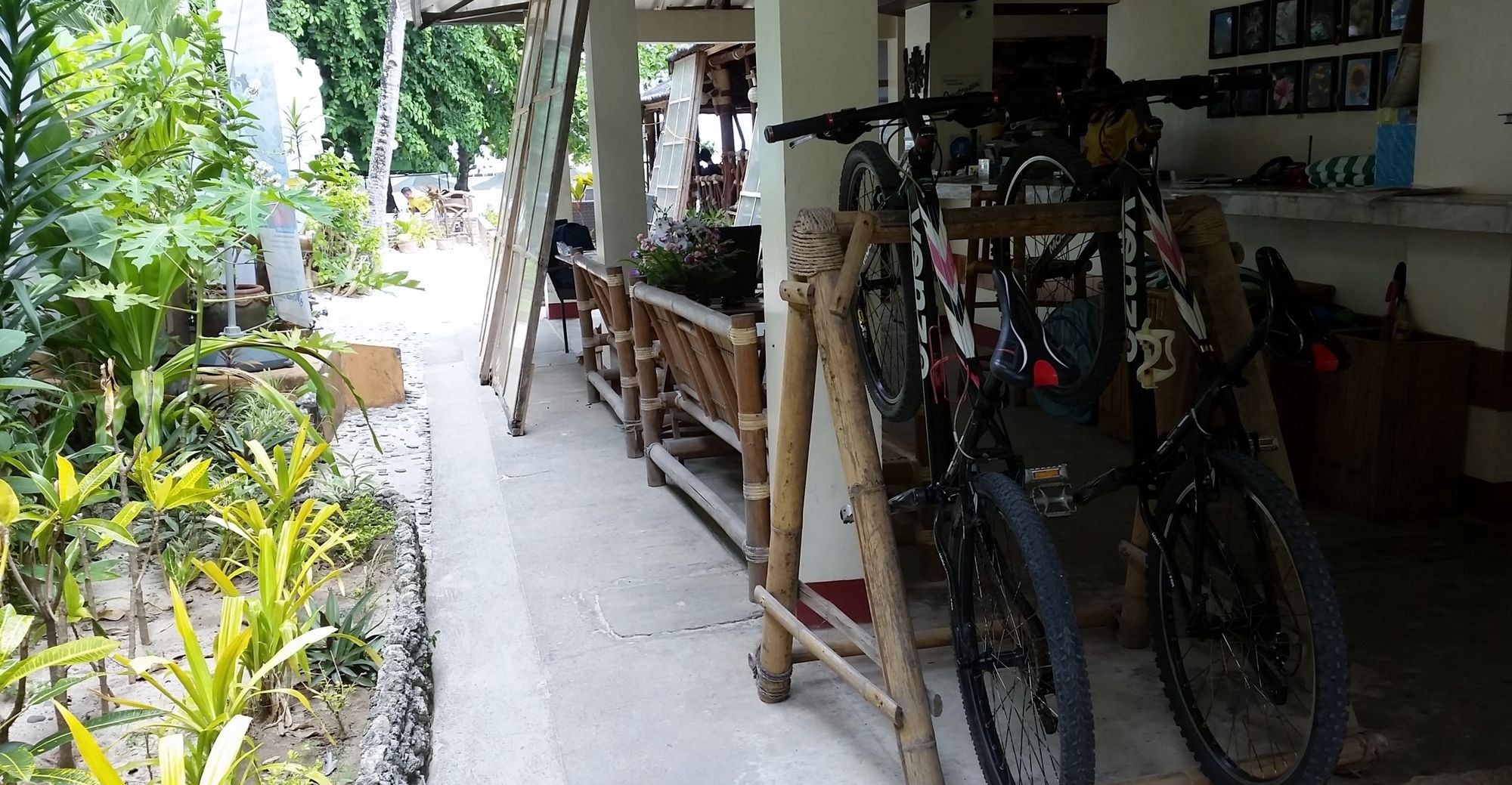 Surfside Boracay Resort & Spa