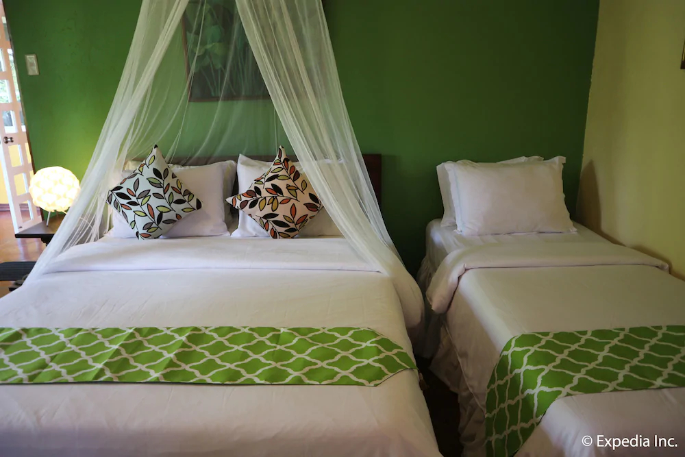 The Sun Villa Hilltop Resort & Spa