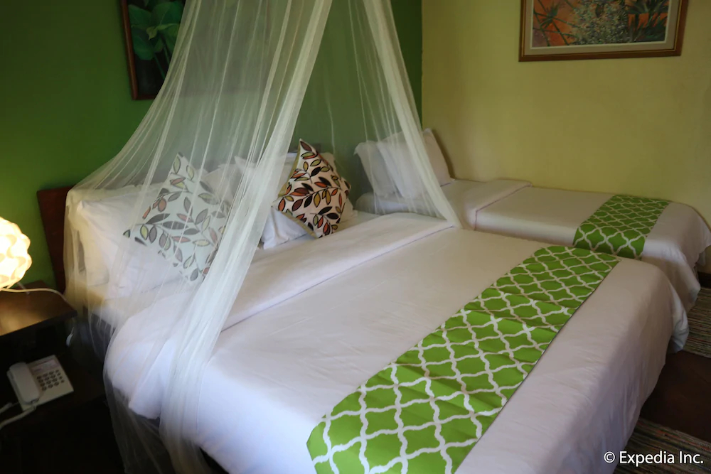 The Sun Villa Hilltop Resort & Spa