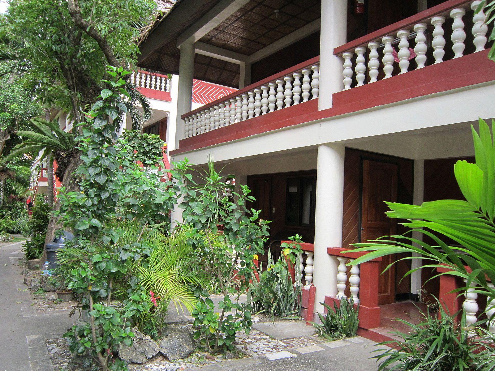 Tonglen Beach Resort