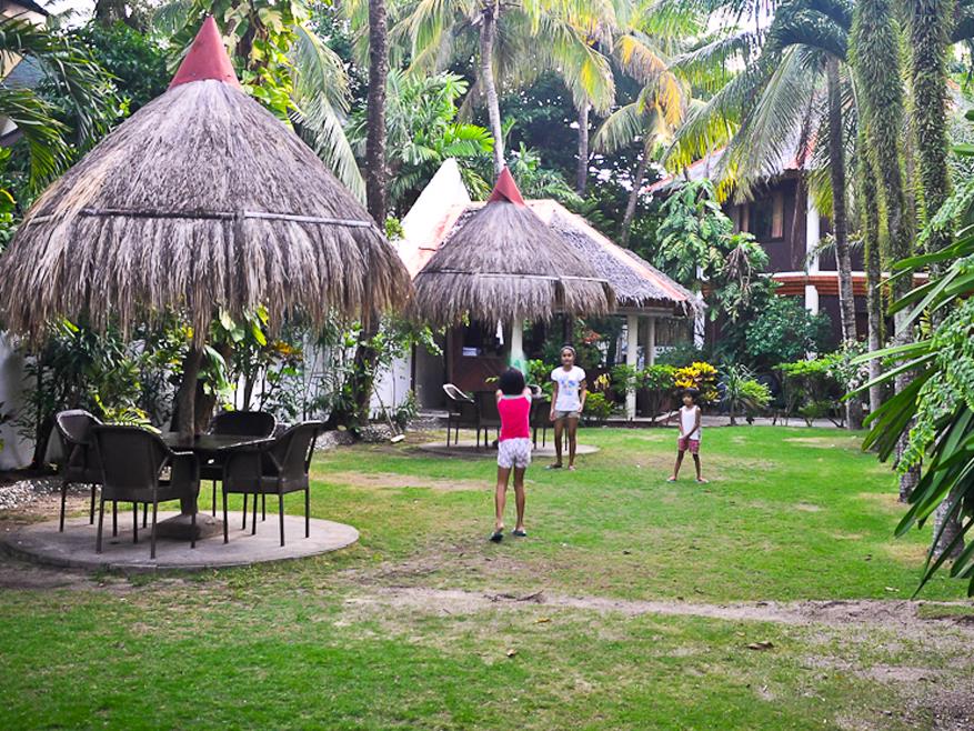 Tonglen Beach Resort