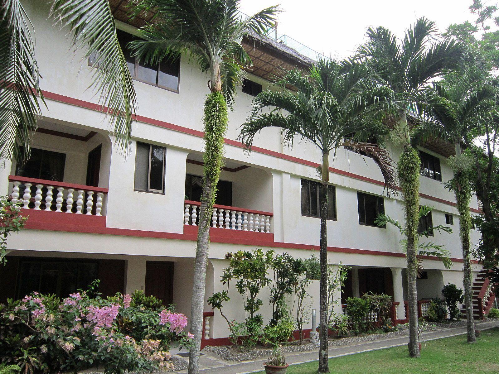 Tonglen Beach Resort