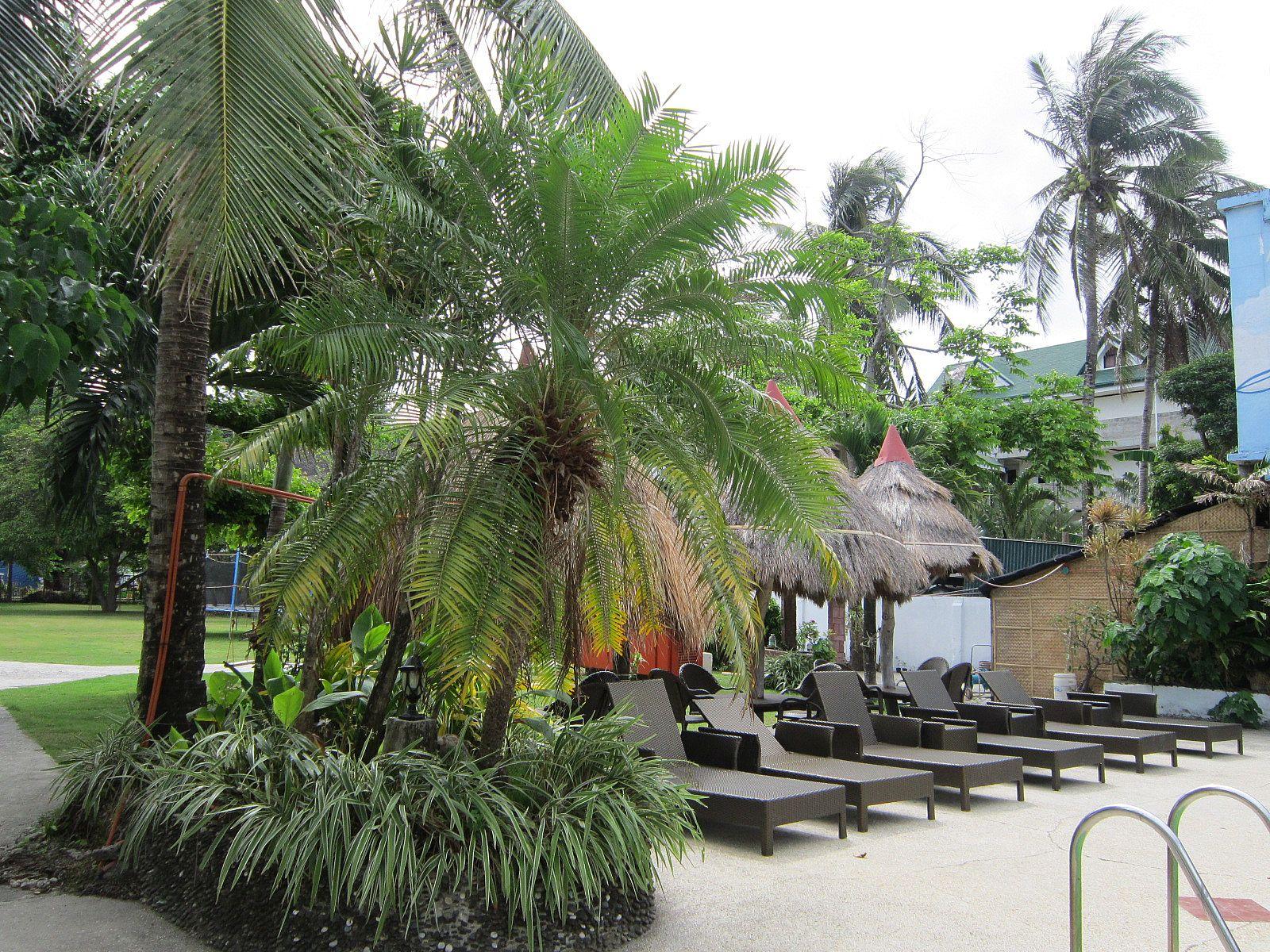 Tonglen Beach Resort