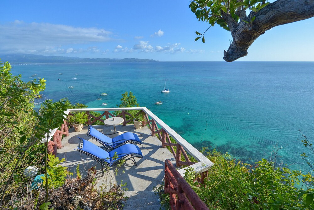 Tropicana Ocean Villas