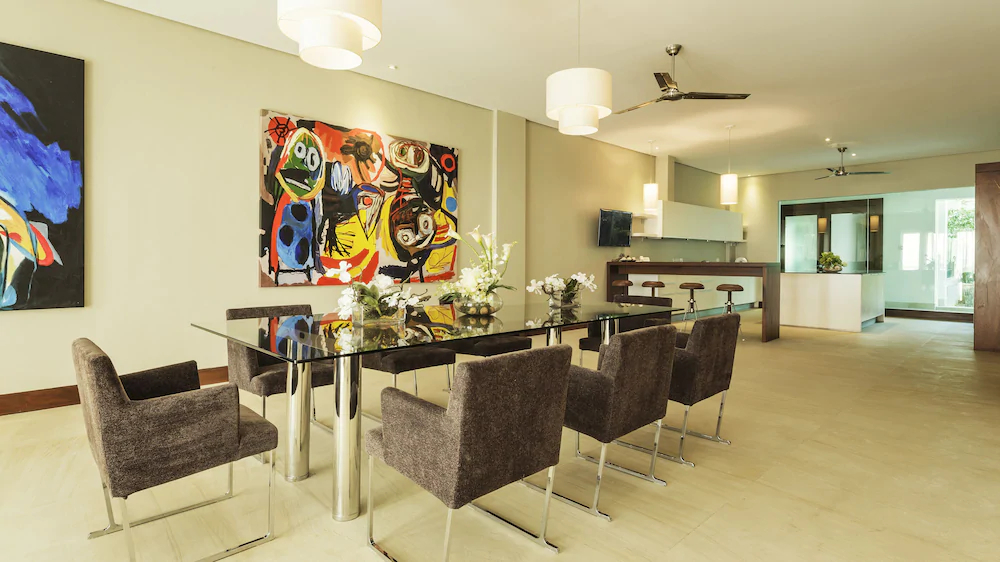 Under The Stars Luxury Apartments