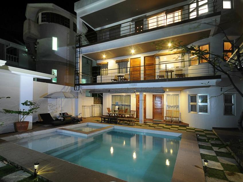 Westcliff Villa by Bluewaves