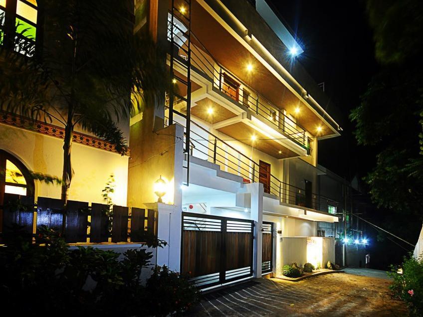 Westcliff Villa by Bluewaves