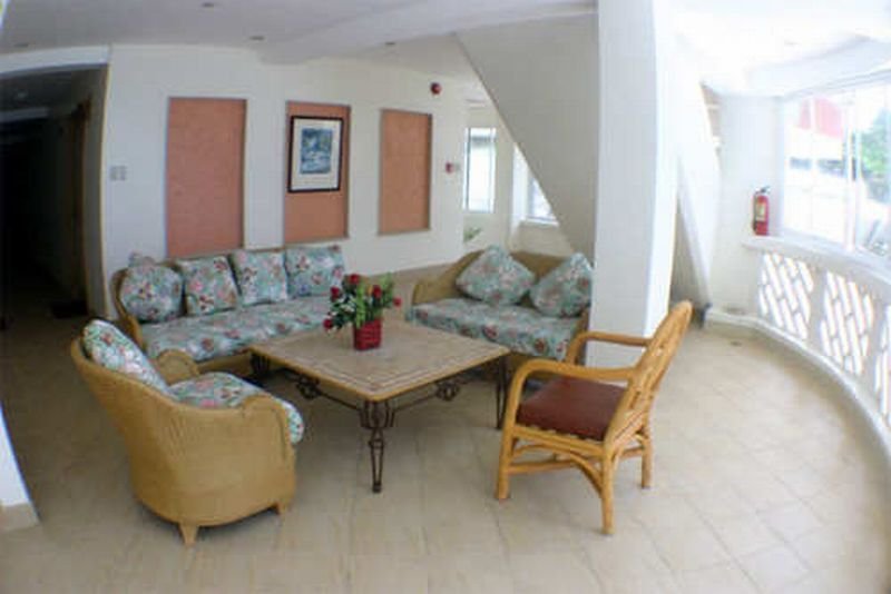 Willy's Beach Resort