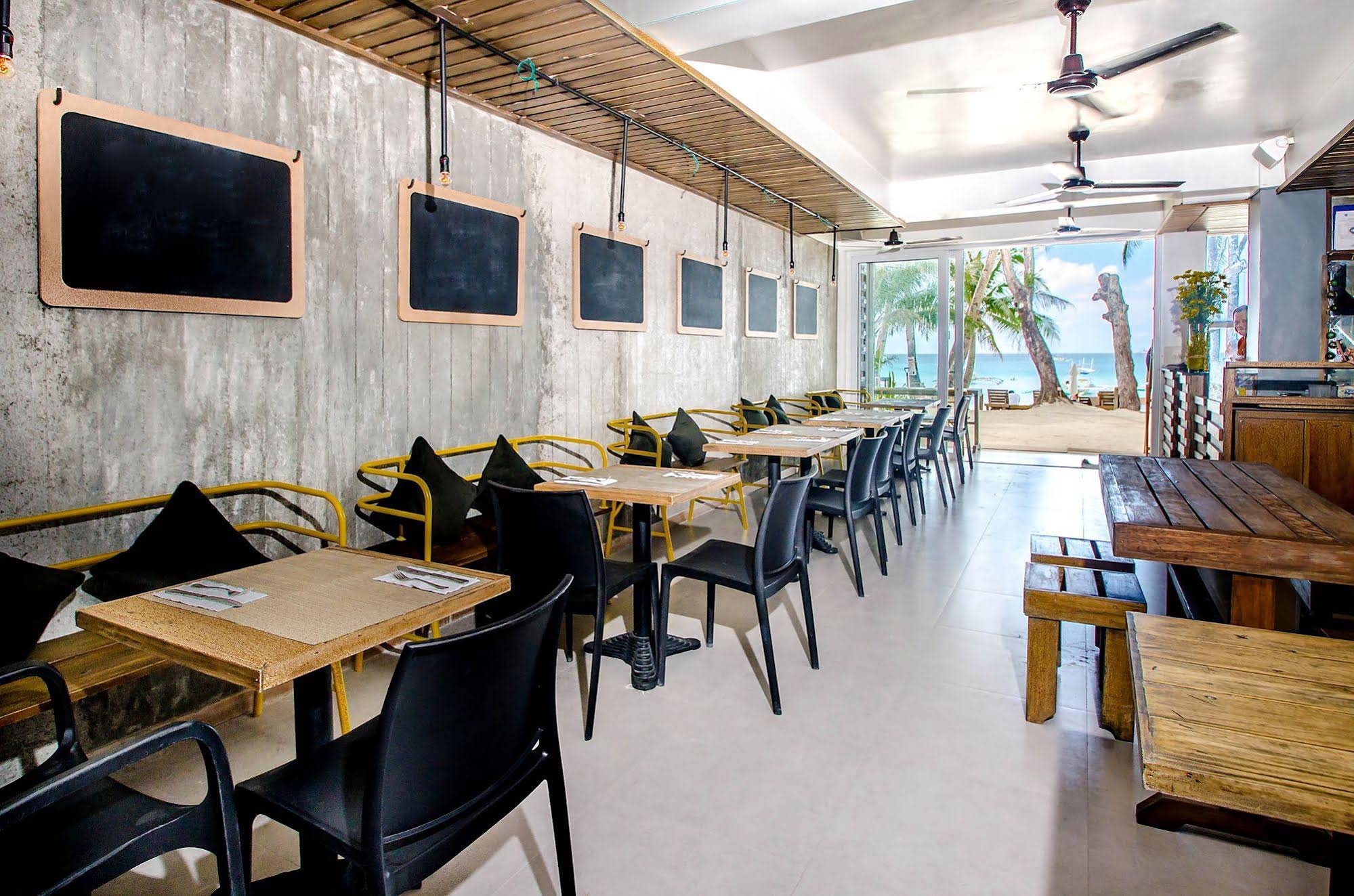 Zuzuni Boutique Hotel