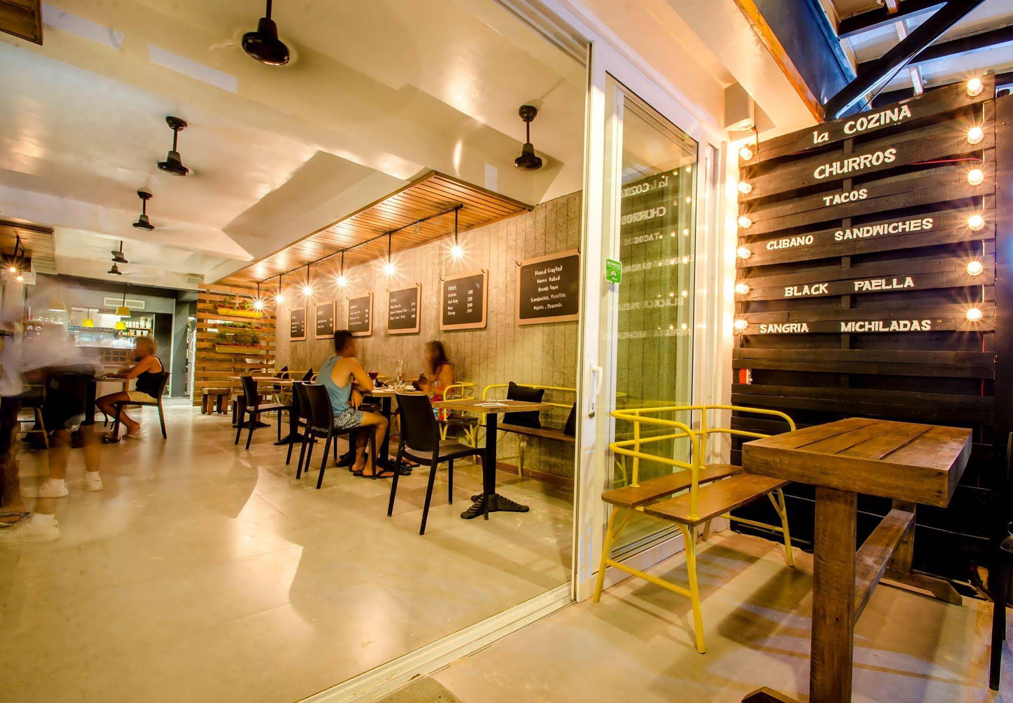 Zuzuni Boutique Hotel