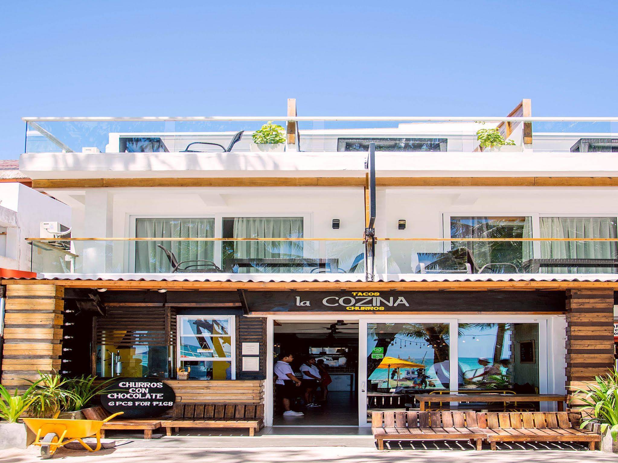 Zuzuni Boutique Hotel