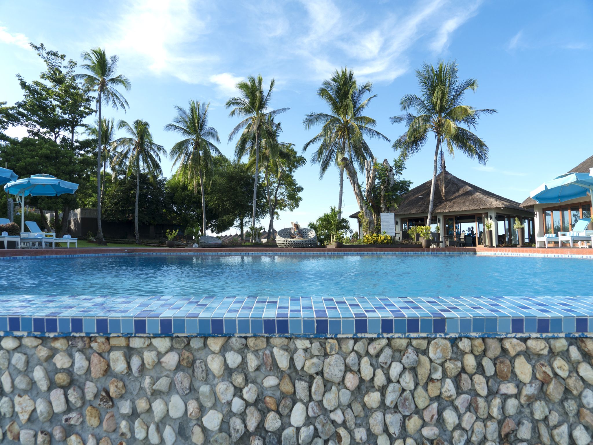 Huma Island Resort & Spa