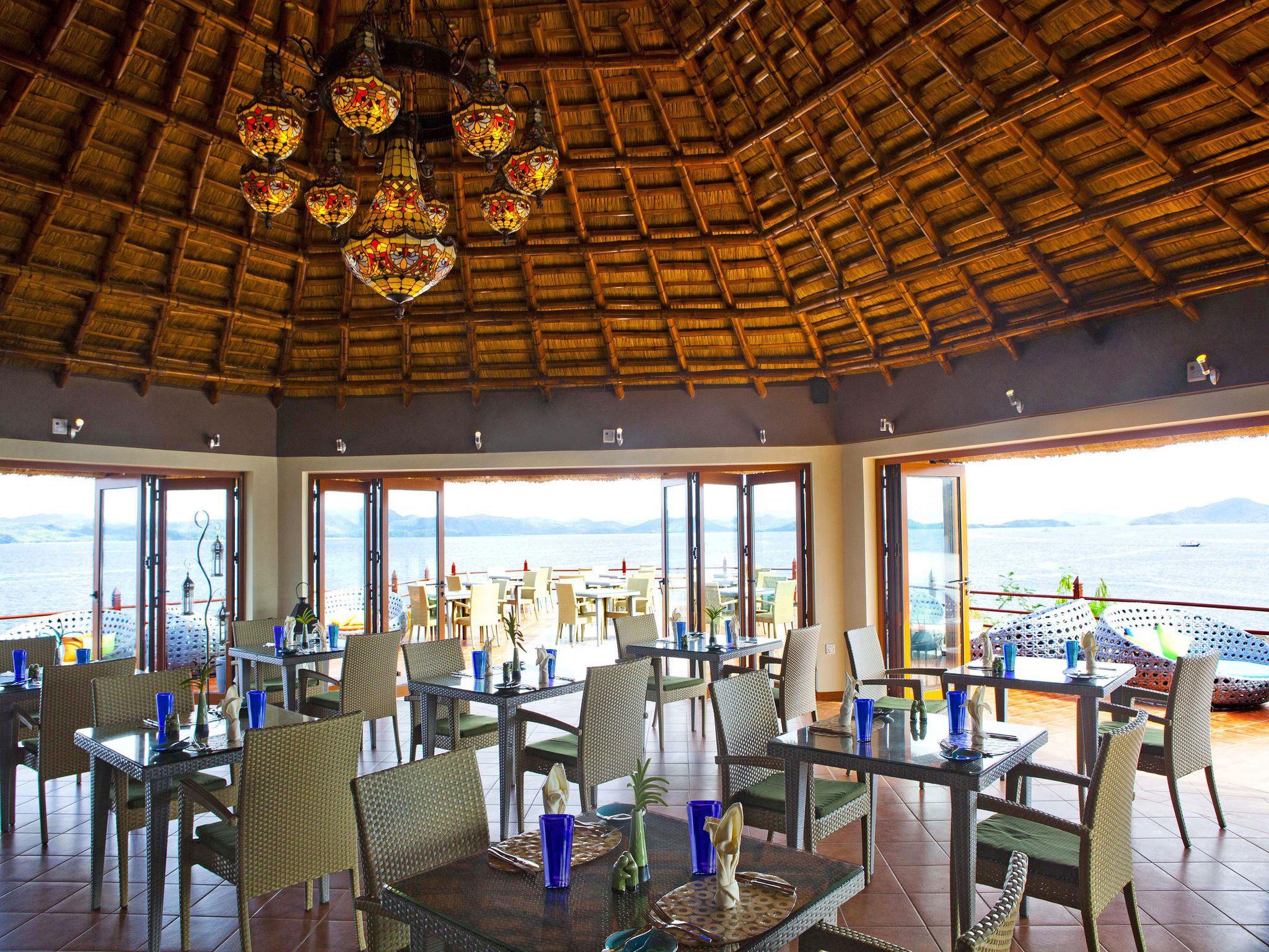 Huma Island Resort & Spa