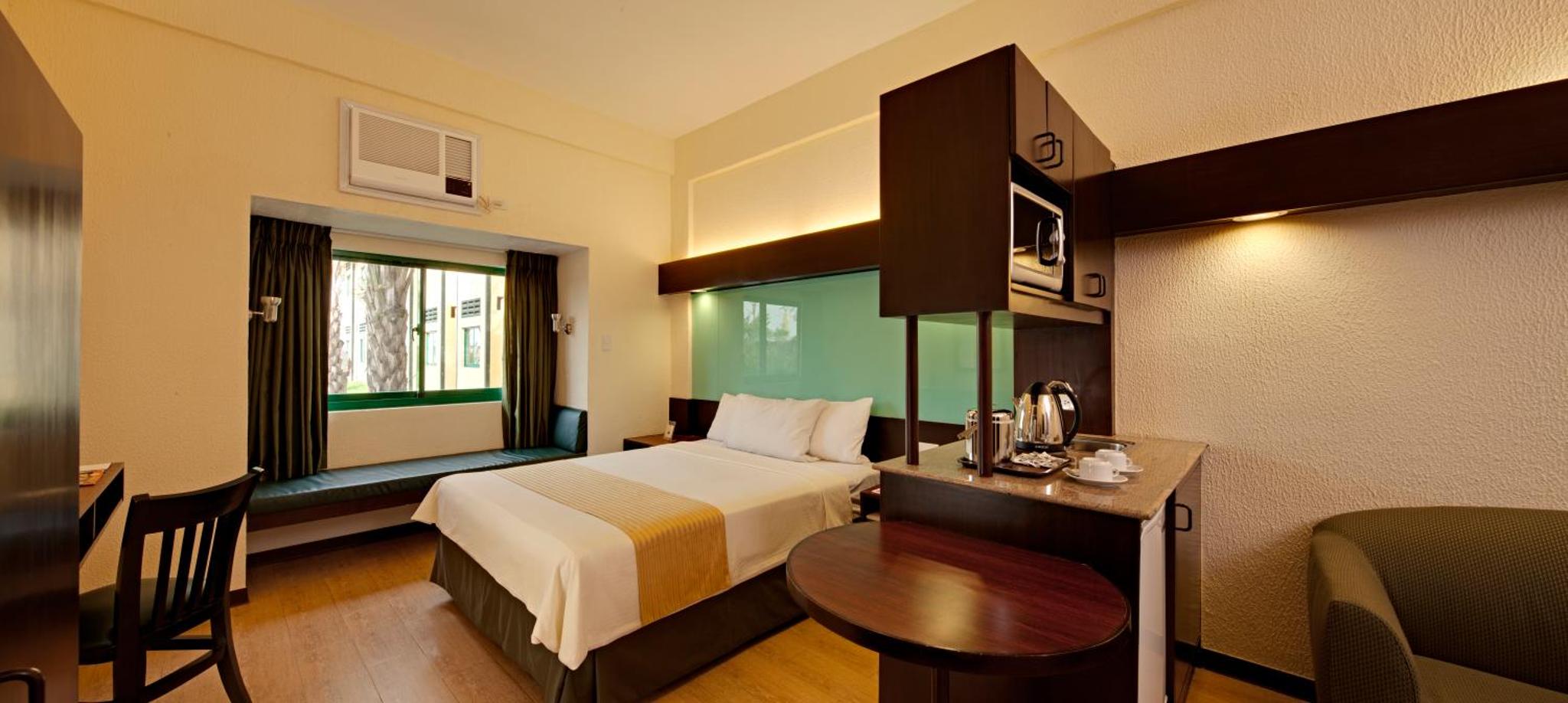 Microtel by Wyndham Cabanatuan