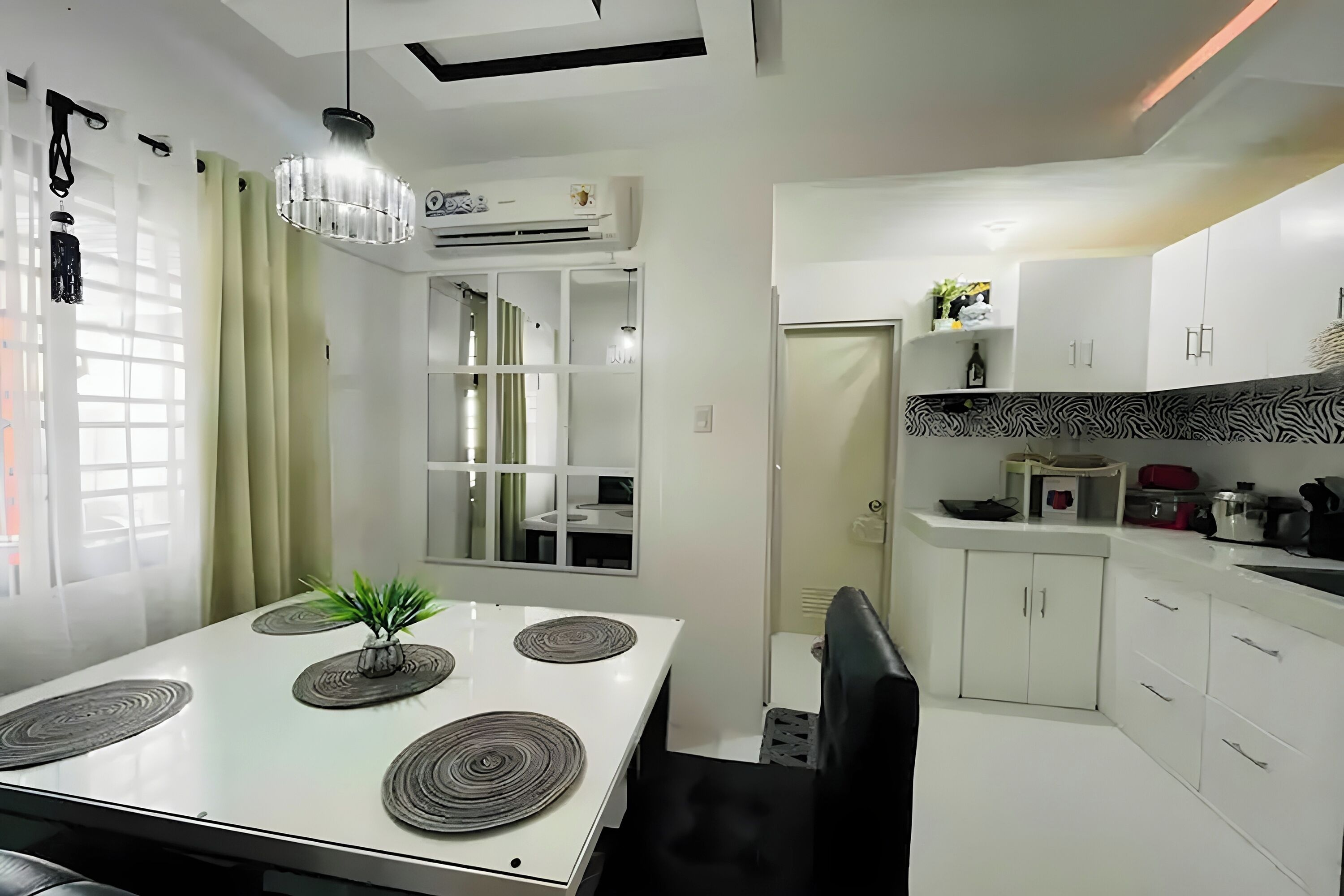Shiella's Staycation House