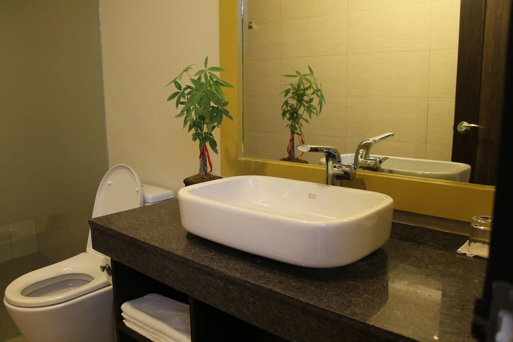 Top Star Hotel