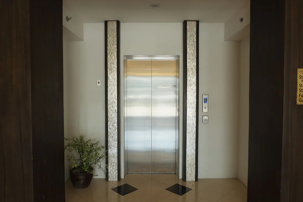 Top Star Hotel