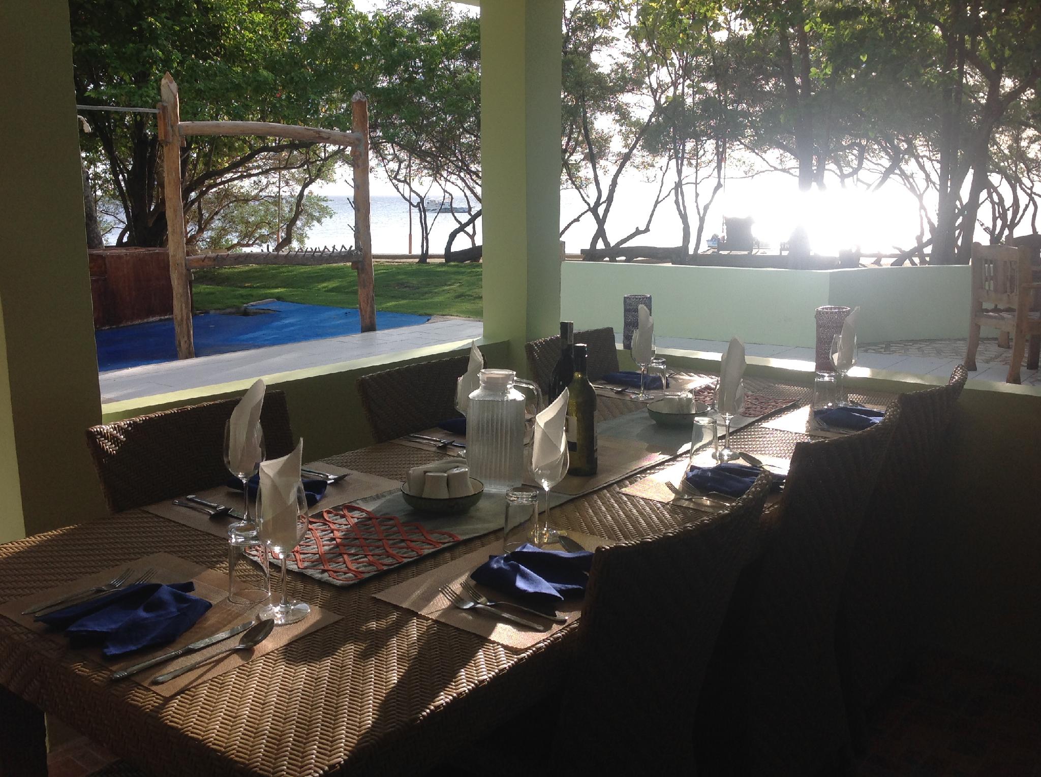 La Estrella Beach Resort and Cabilao Dive Center