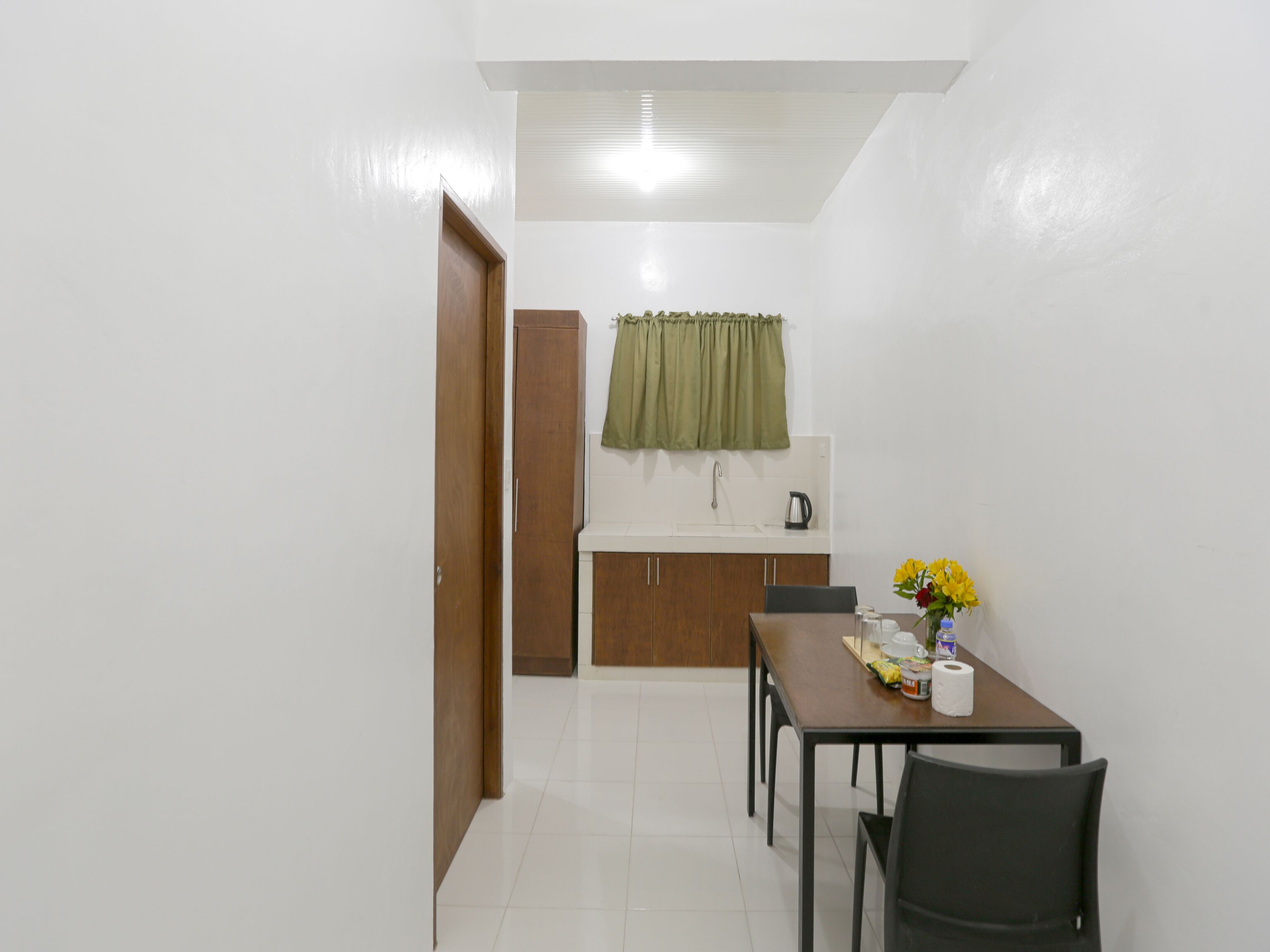 Jade Apartelle by OYO Rooms