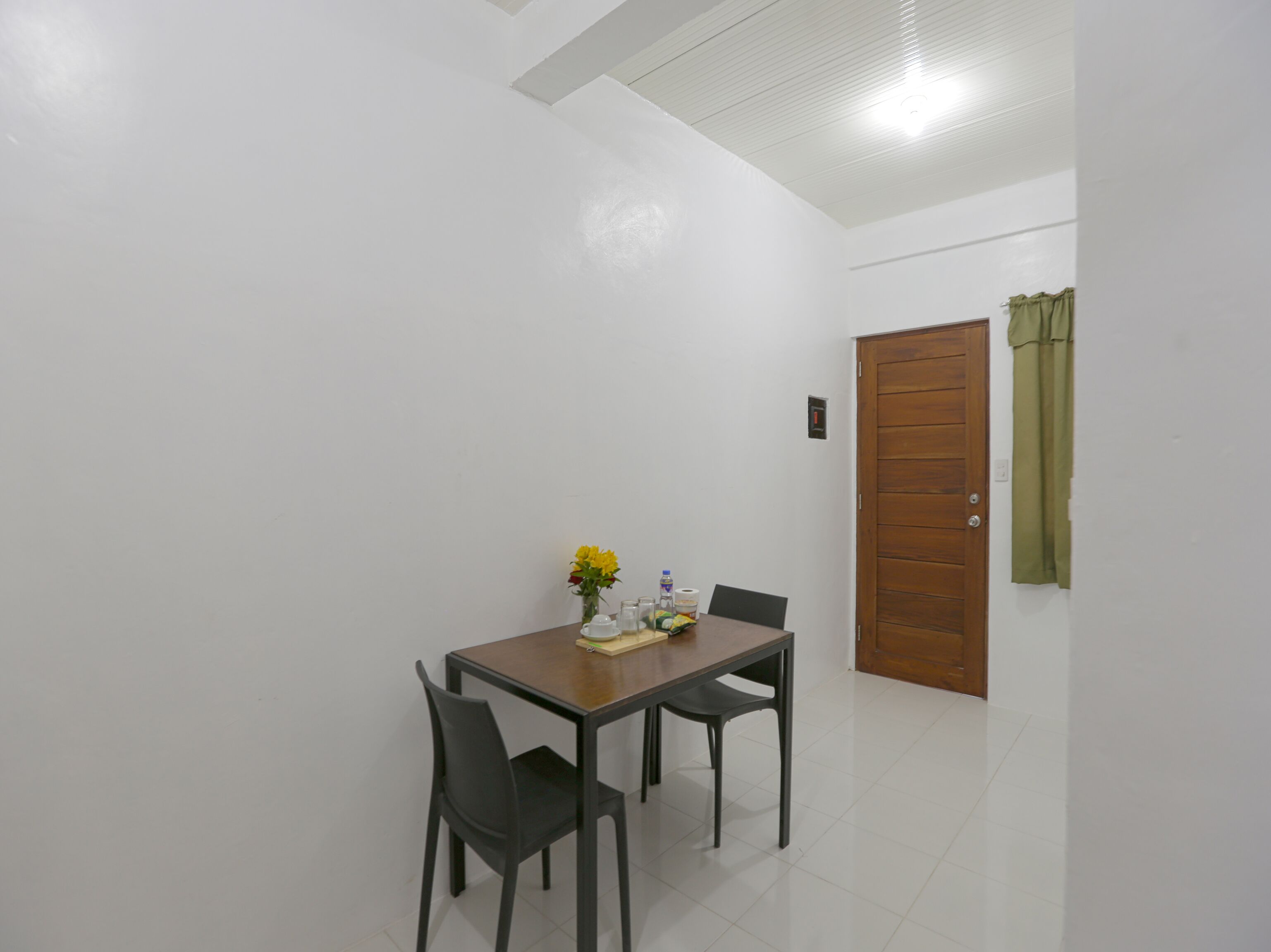 Jade Apartelle by OYO Rooms