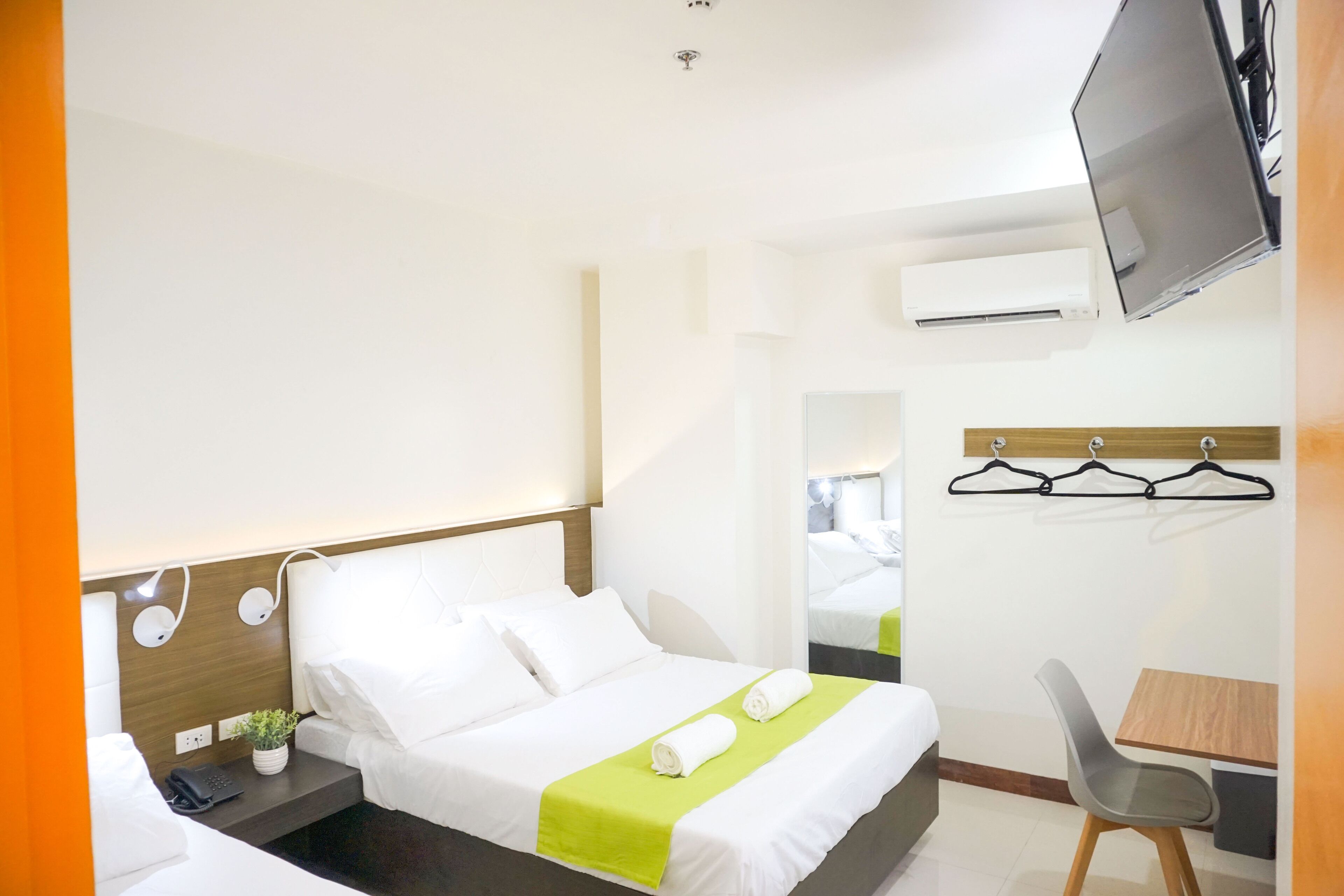 Benrose Hotel