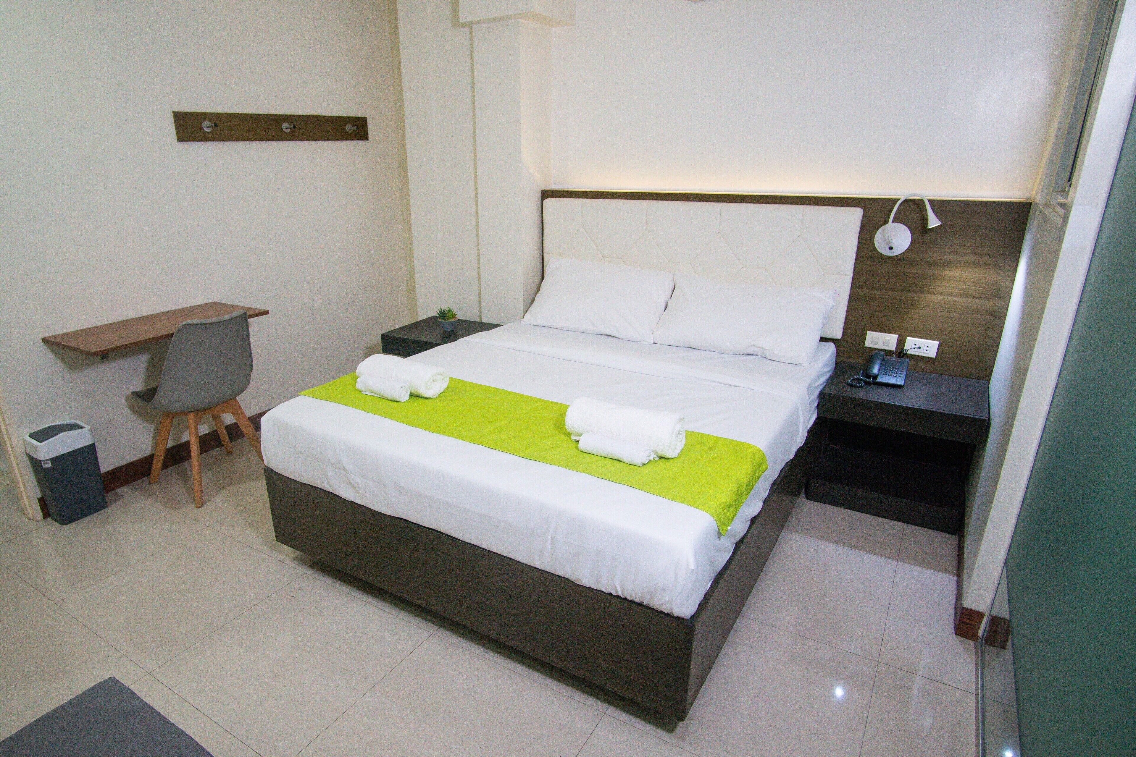 Benrose Hotel