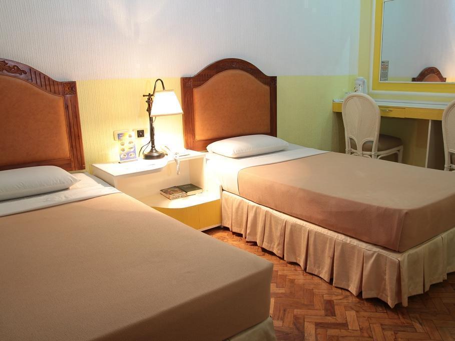 Discovery Hotel and Restaurant