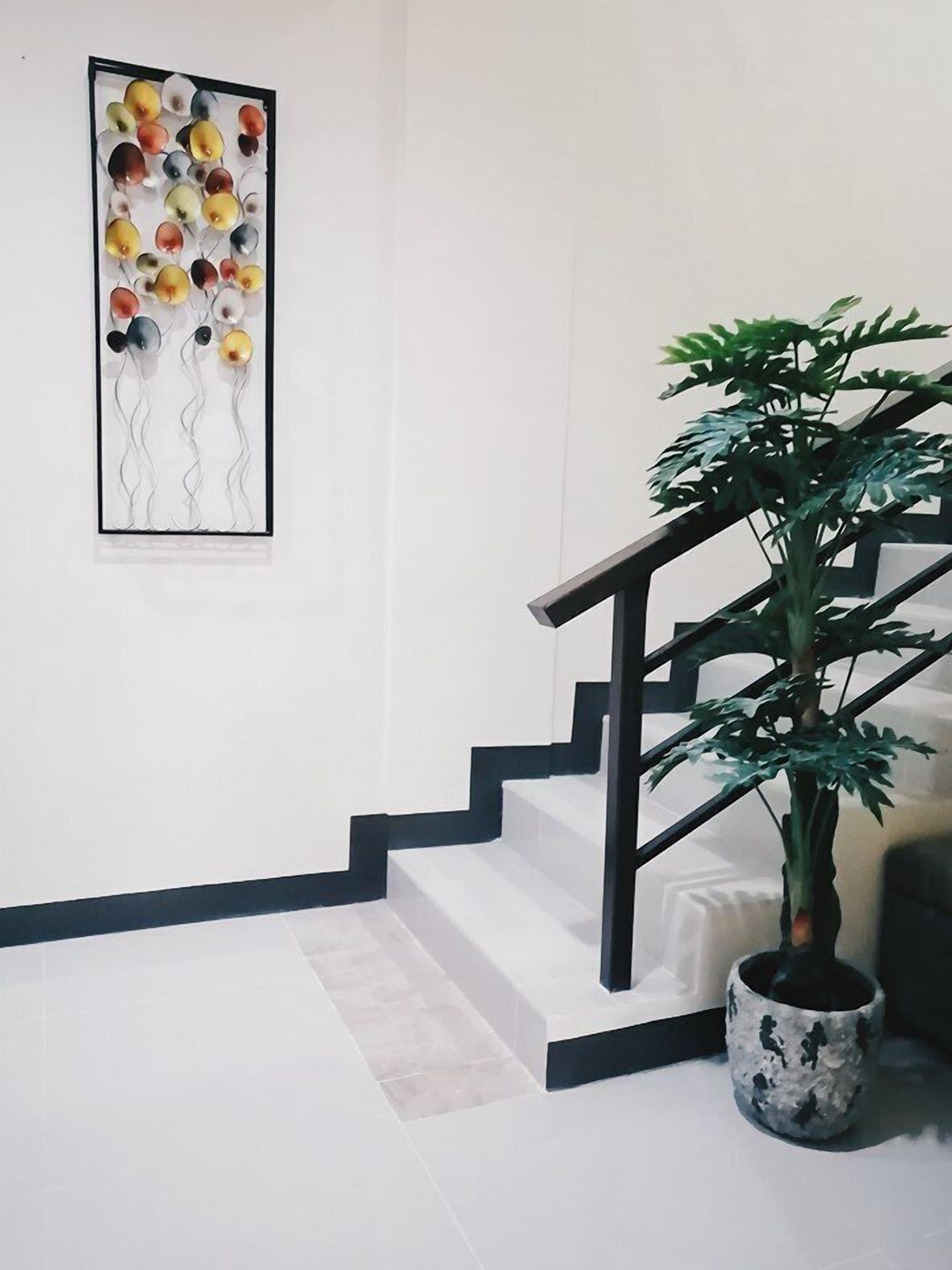 Downtown Suites