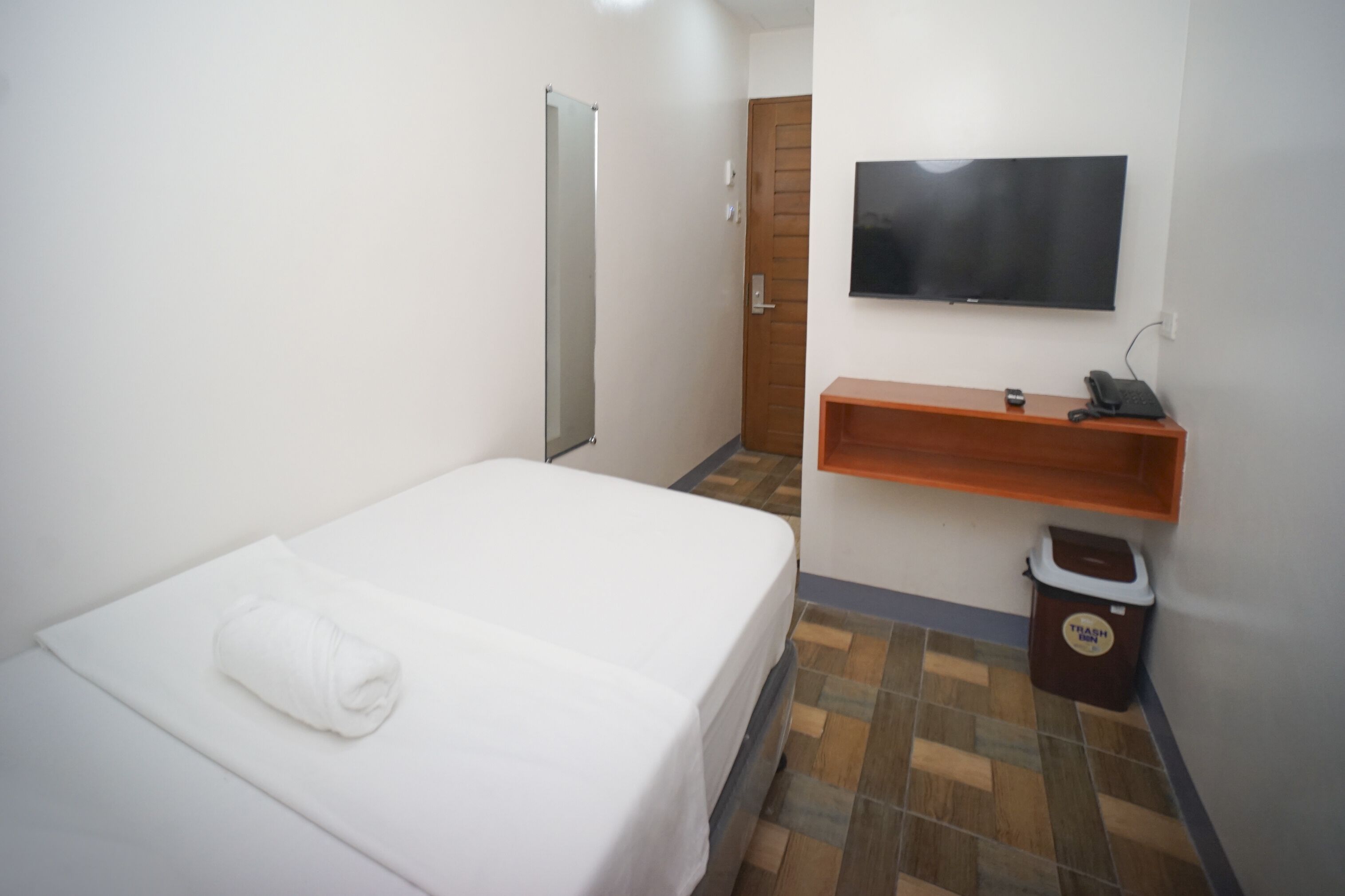 Fb Dormitel Suites