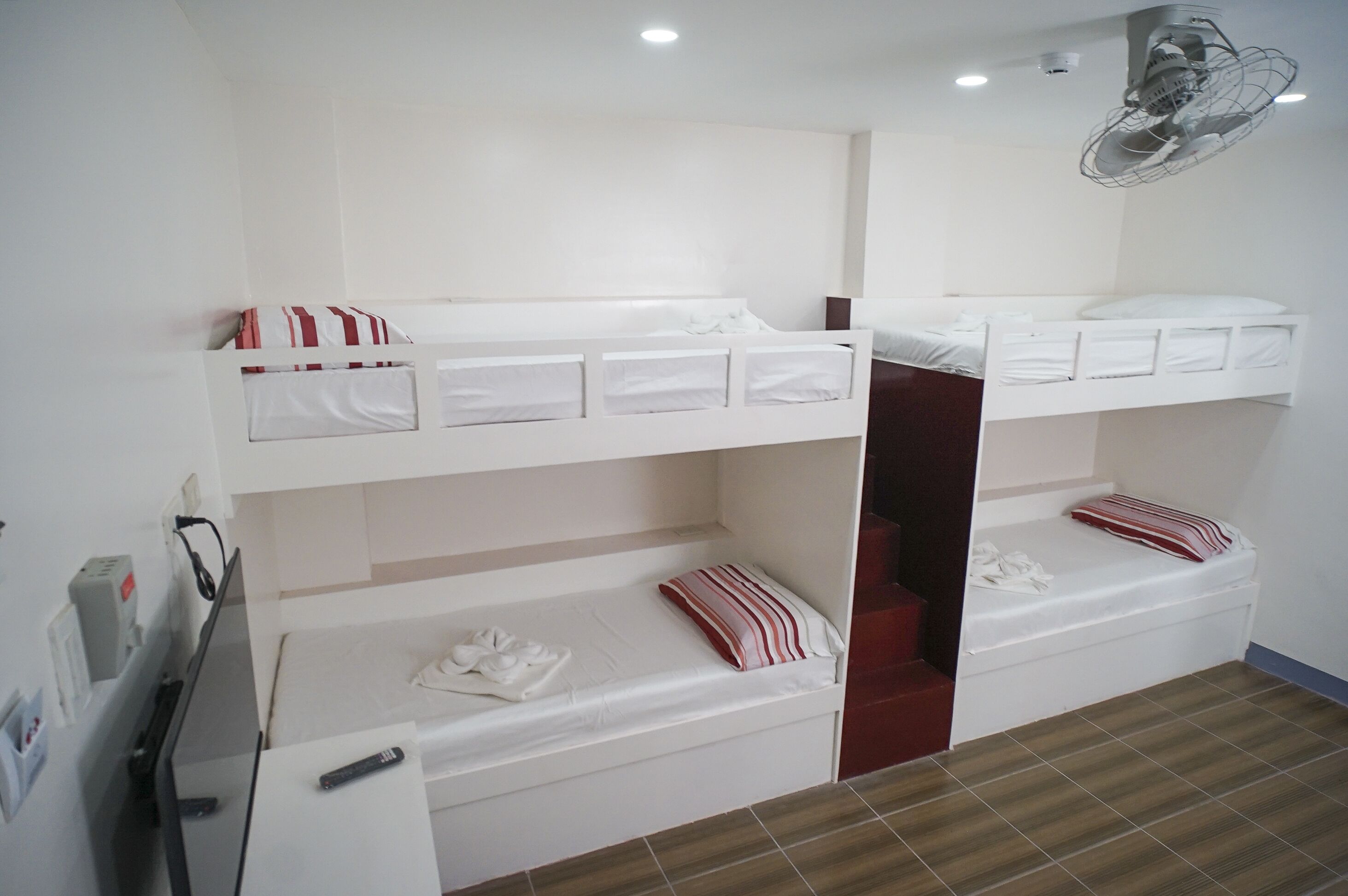 Fb Dormitel Suites