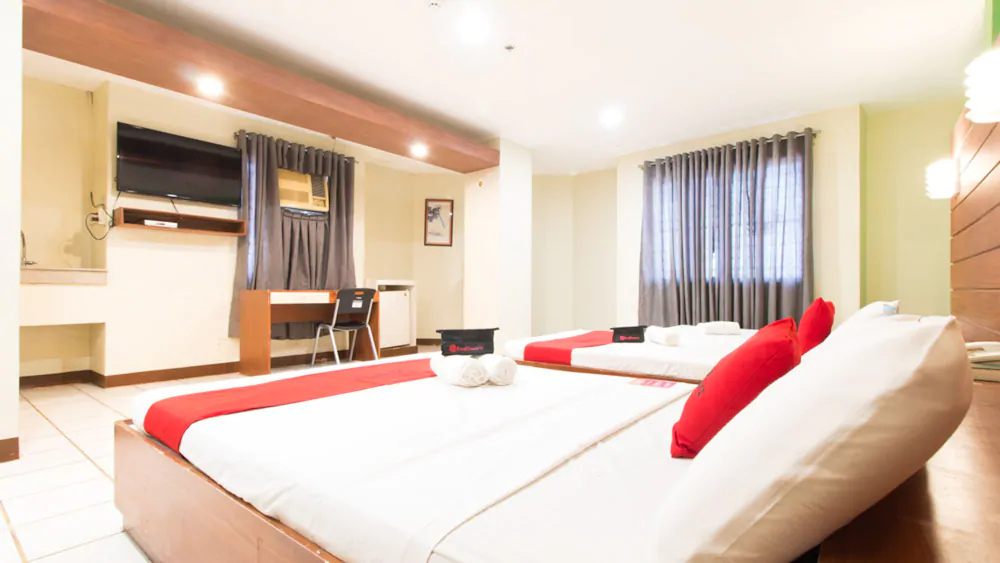 Goodnews Travellers Inn by RedDoorz