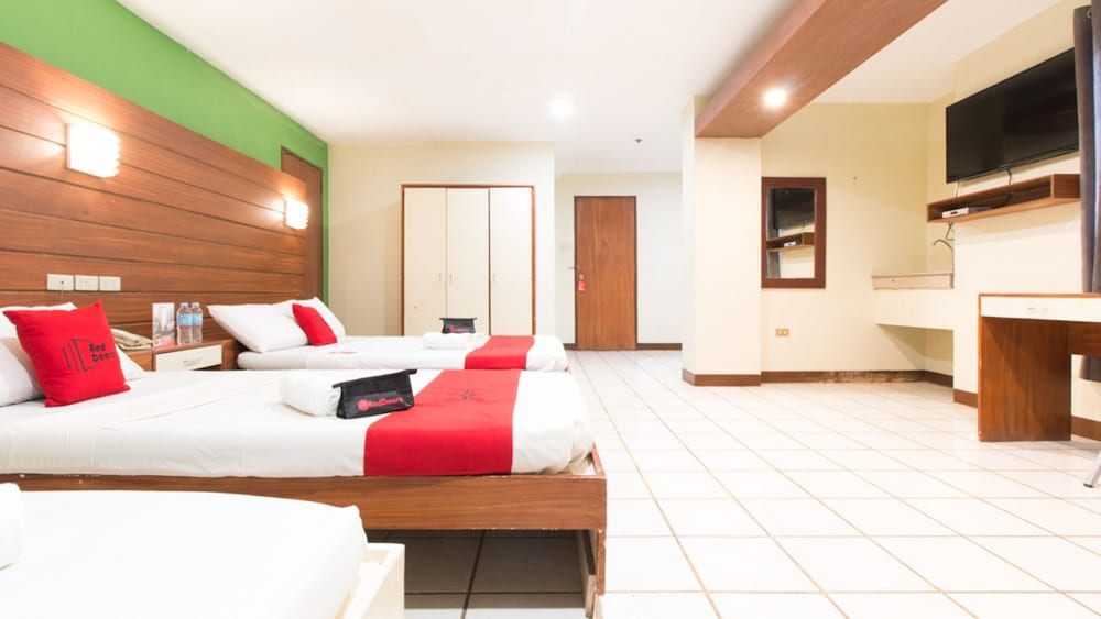 Goodnews Travellers Inn by RedDoorz