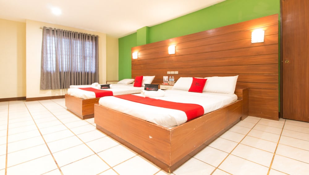 Goodnews Travellers Inn by RedDoorz