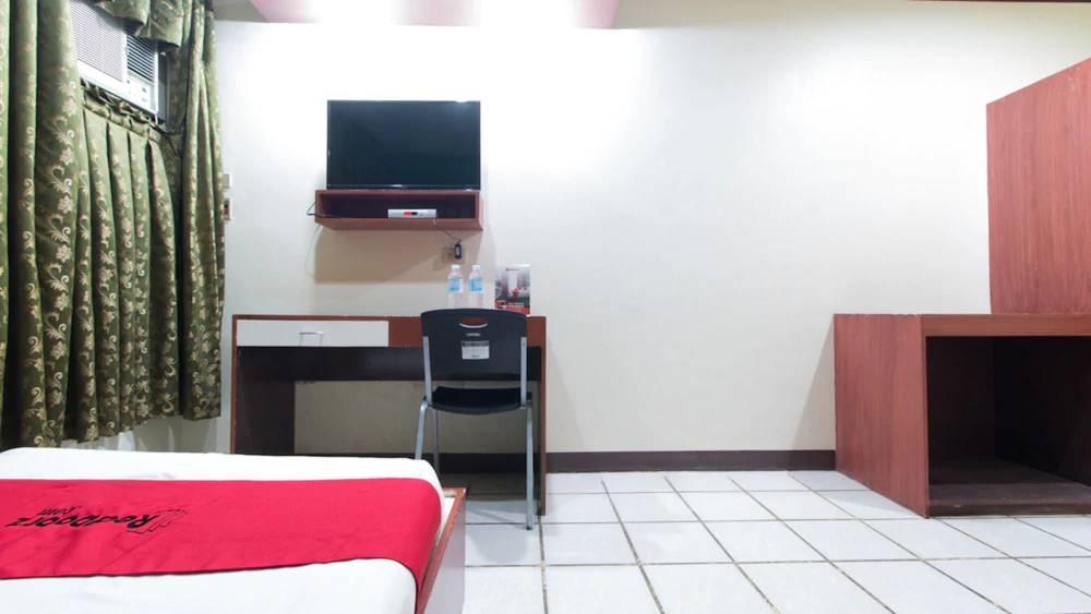 Goodnews Travellers Inn by RedDoorz