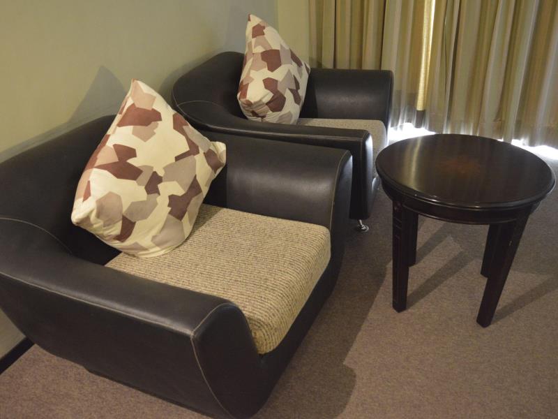 Mallberry Suites Business Hotel