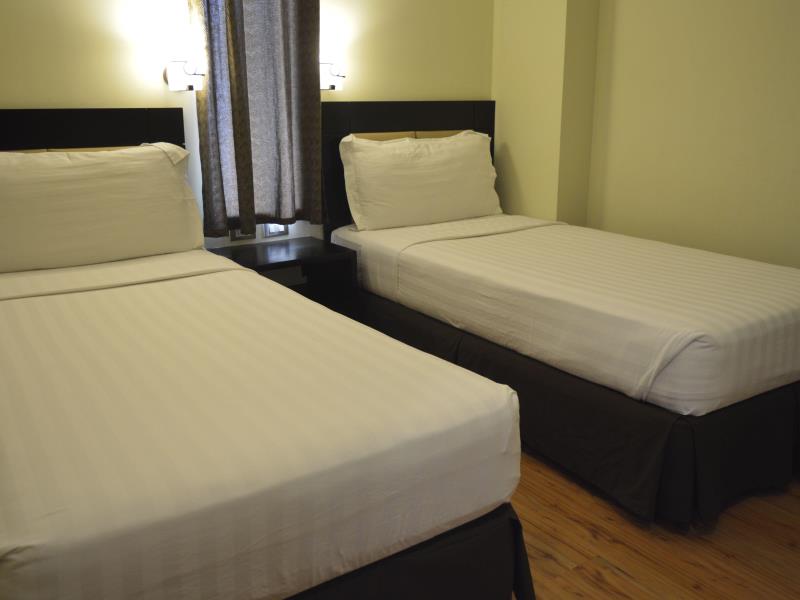 Mallberry Suites Business Hotel