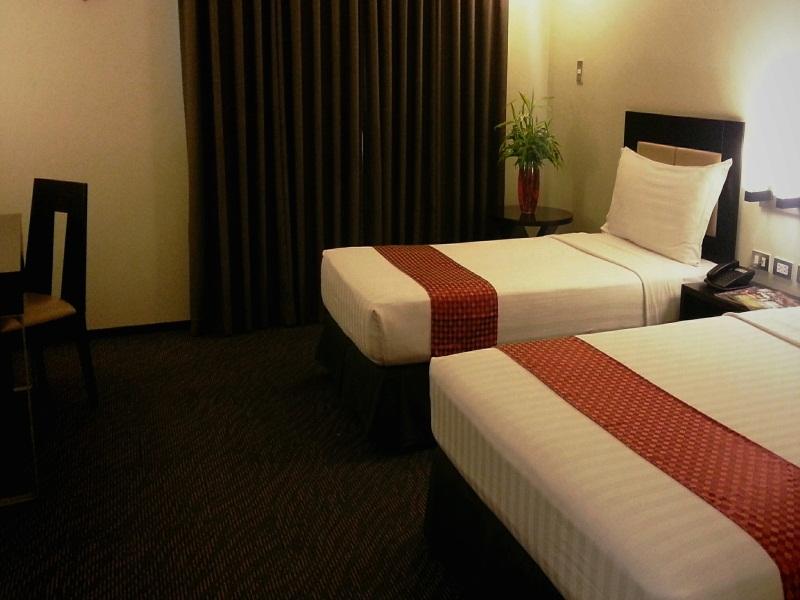 Mallberry Suites Business Hotel