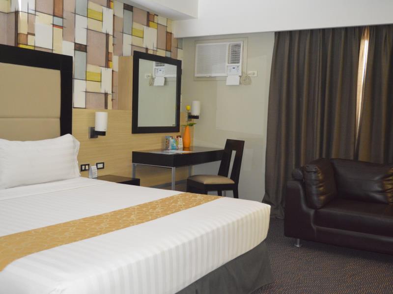 Mallberry Suites Business Hotel