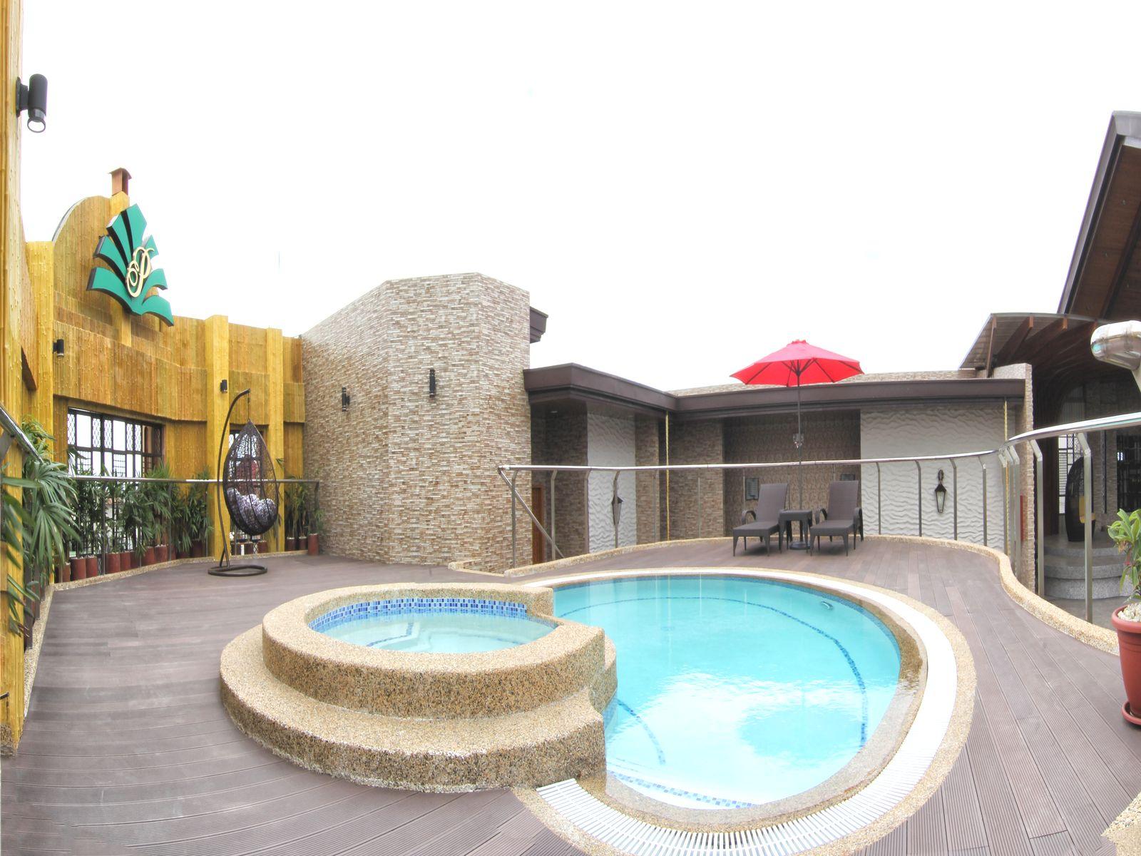 Pearlmont Hotel